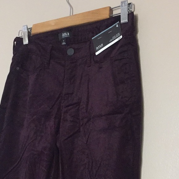 NWT A.N.A Corduroy Purple Velveteen Mid-Rise Jegging Size 4 - Picture 3 of 11